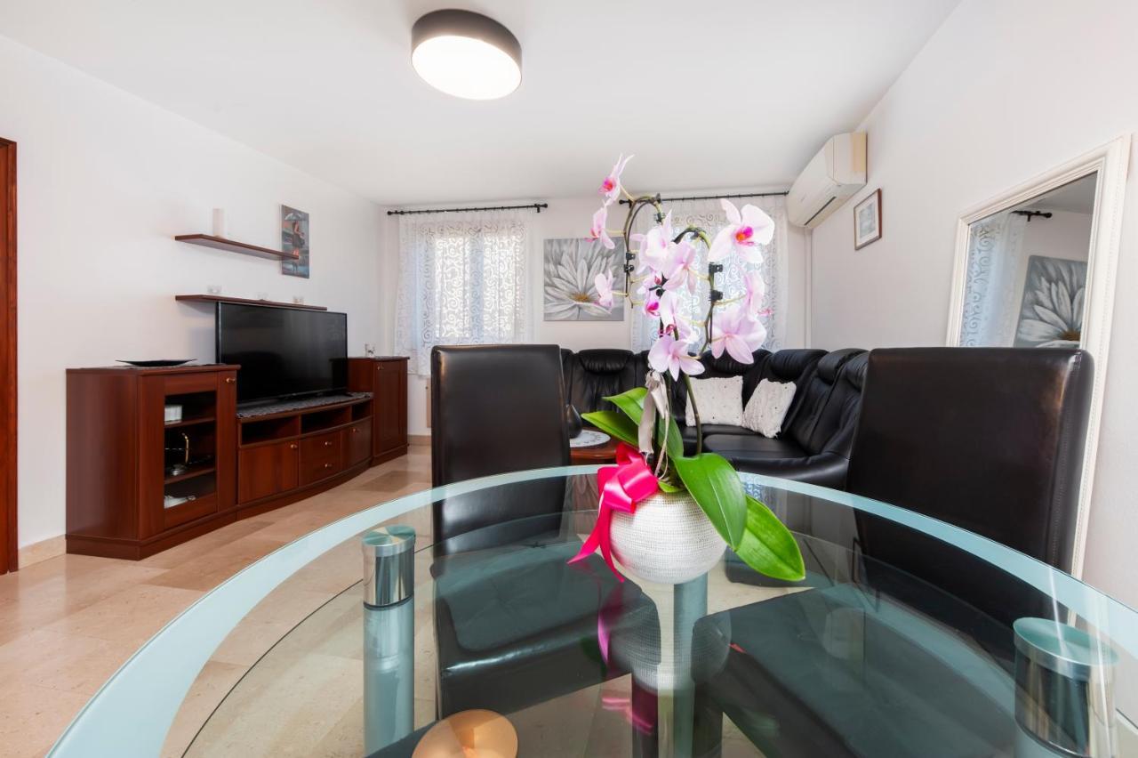 Guesthouse Santin Rovinj Extérieur photo