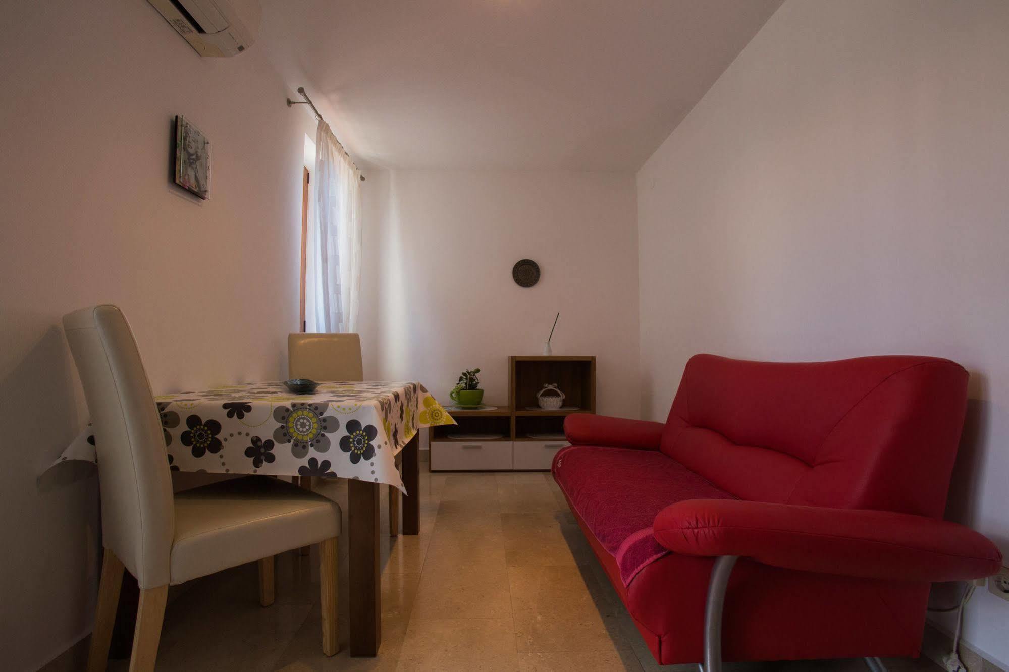 Guesthouse Santin Rovinj Extérieur photo