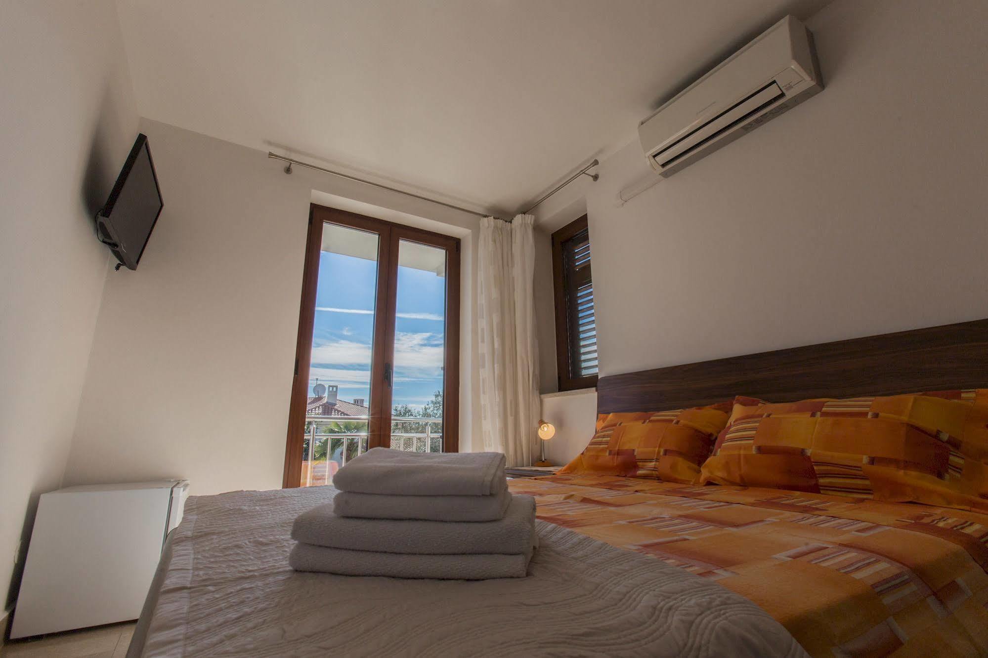 Guesthouse Santin Rovinj Extérieur photo